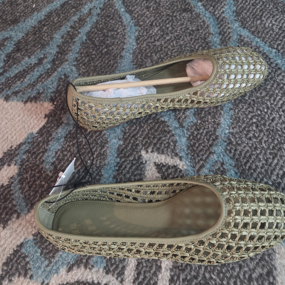 H&M Olive Woven Ballet Flats - Picture 3 of 4